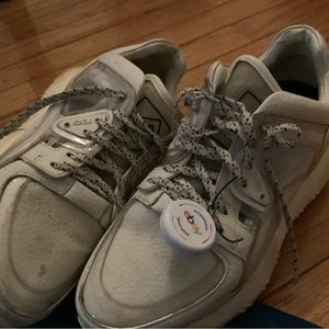 Fendi sneakers size 7;5